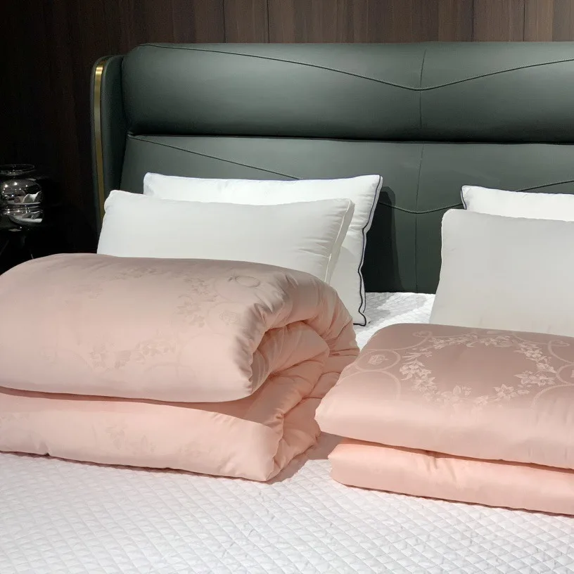 

Customizable light luxury jacquard fabric unilateral hemp rope thickened skin-friendly spring autumn and winter thick quilt