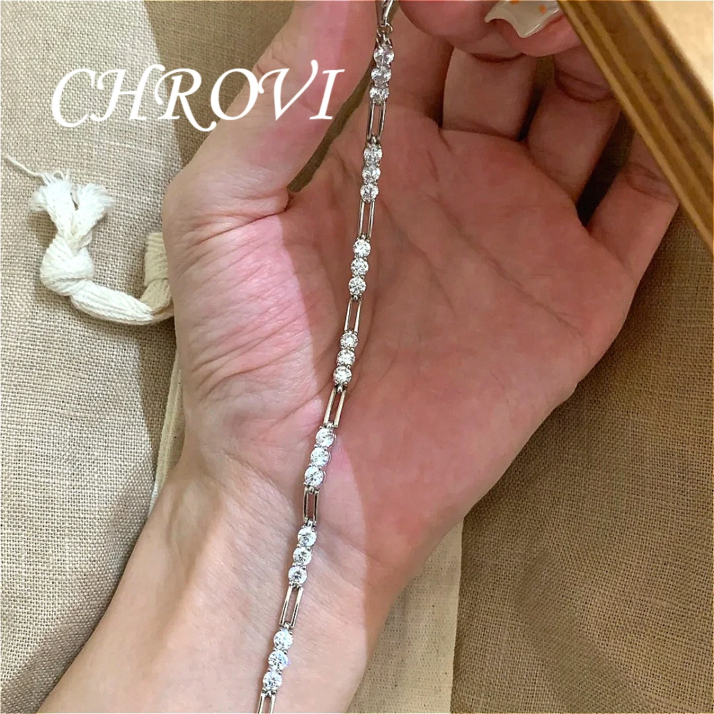 Luxuriöses 925 Sterling Silber Armband mit Glatter Textur, Doppellagig, mit Rundem Diamant und Gebogener Kette – Detail 11
