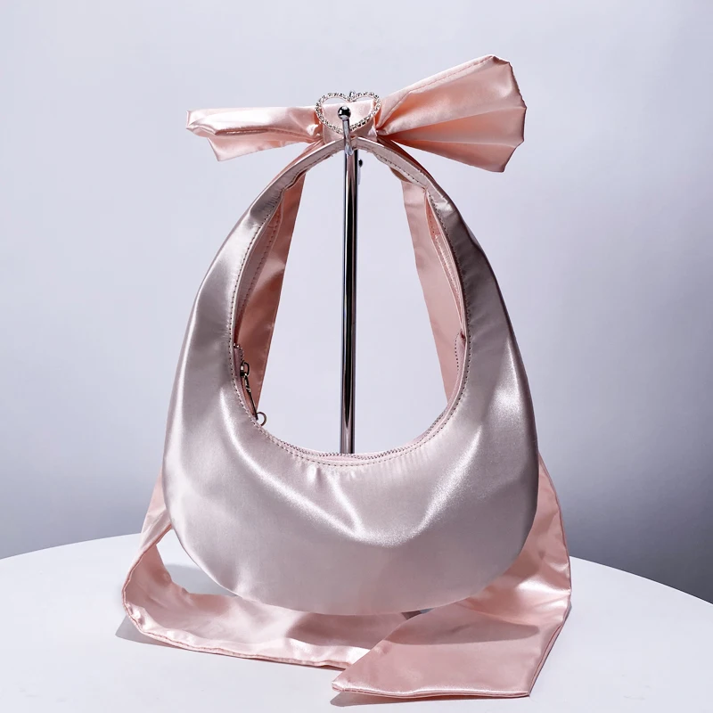 

Royal Evening Bags For Women Luxury Designer Handbag And Purse 2024 New In Satin Bow Tie Ribbon Heart Imitation Diamond Shoulder