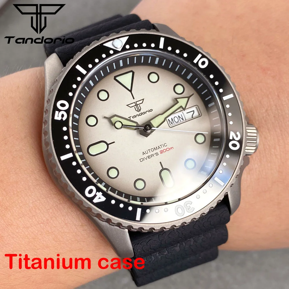 

Tandorio 42mm NH36 Movt Titanium High Quality Men's Automatic Watch 20ATM Waterproof Green Lume Hands White Dial Date Sapphire