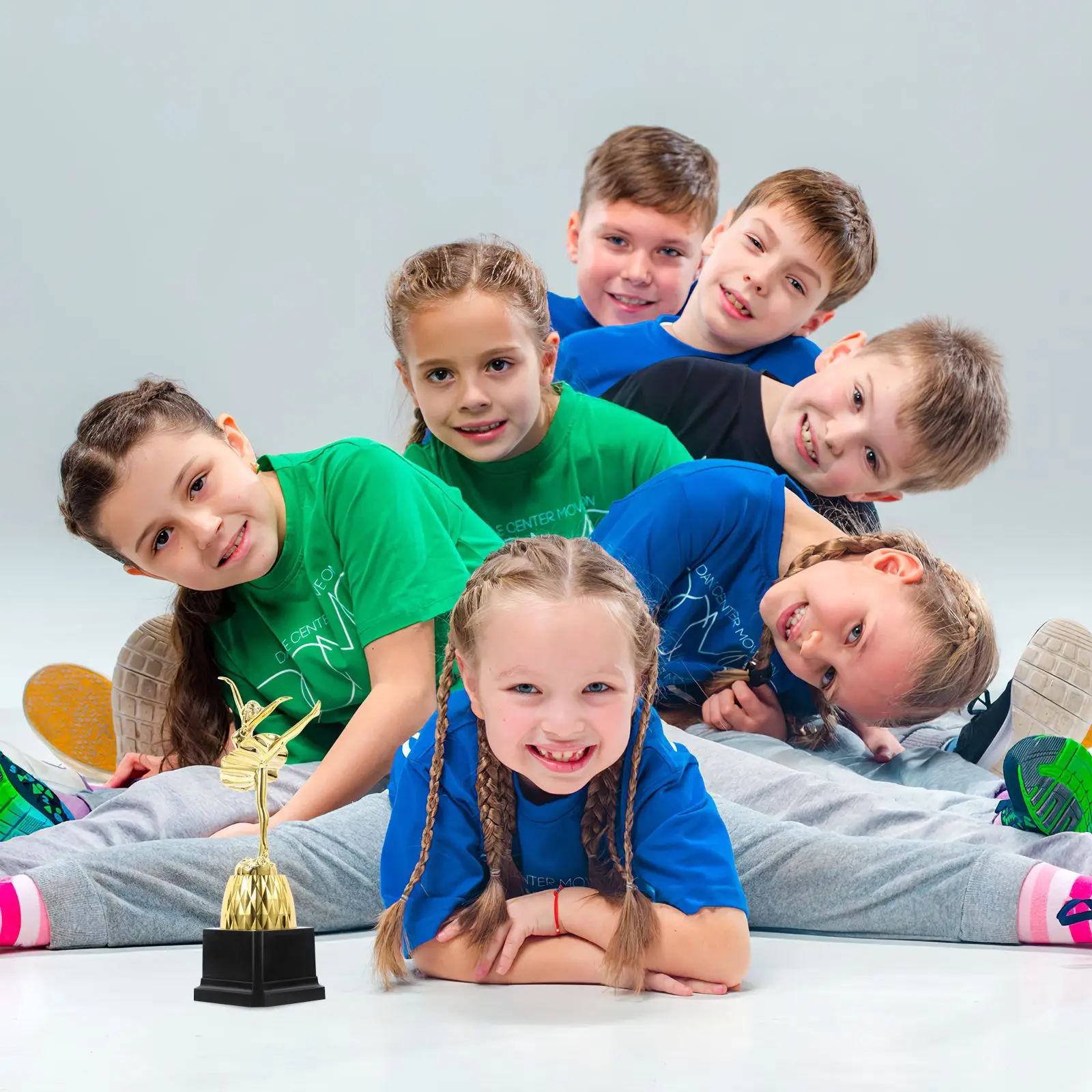 

Dance Trophy Award Cup Durable High Strength Material Compact Lightweight Ballet Dance Trophy Kindergarten Gifts