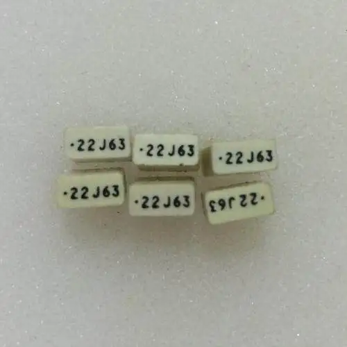 100個入り　イタリア製　av-022uf-63v-224k-ポリプロピレン結合コンデンサ（正規品）
