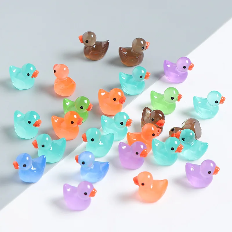 

20pcs Dollhouse Mini Glowing Little Cute Duck Model for Tabletop Display Playhouse Bedroom Table Ornament Decor Diy Accessory