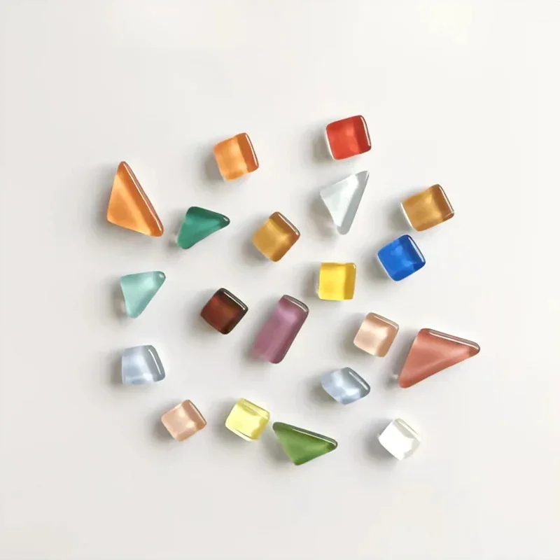 20pcs/1set Mini Lovely Glass Irregular Figure Magnetic Refrigerator Magnets Office Whiteboard Message Home Decoration مغانط