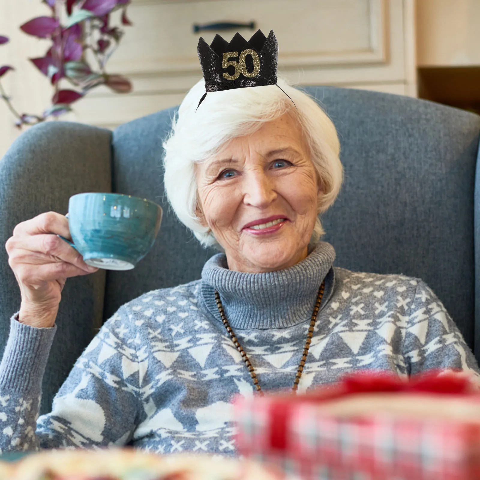 

1pc Black Gold Crown Birthday Hat Premium Handmade Party Supply Decorative Crown Hat For Birthday Celebrations