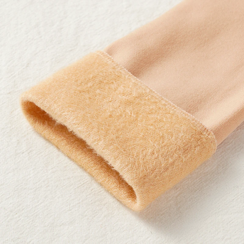 5 Paar warme Mittelrohrsocken aus dickem Samt für Damen, Winter-Schneesocken, thermische einfarbige Bodensocken für den Schlaf zu Hause – Detail 5