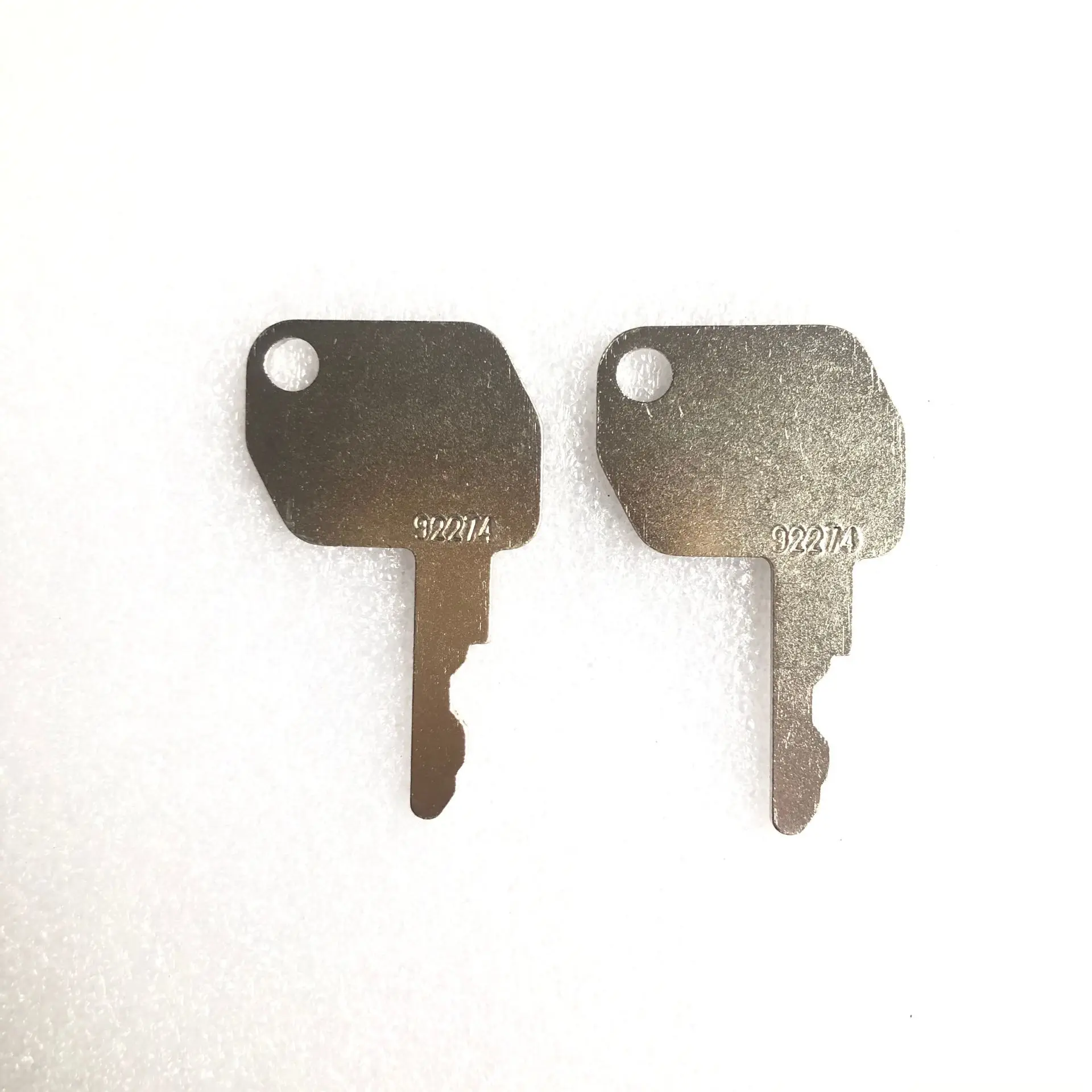 

2 шт., 92274 ключа для Ford NH New Holland Thwiates, переключатель для запуска экскаватора-погрузчика тяжелого оборудования