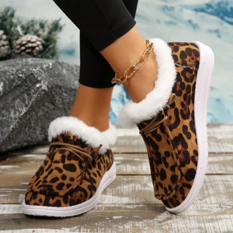 

2025 Winter Thick-Soled Shallow Low-Cut Warm Cotton Shoes for Women Large Size Fleece-Lined Thickened Leopard Print Snow Boots