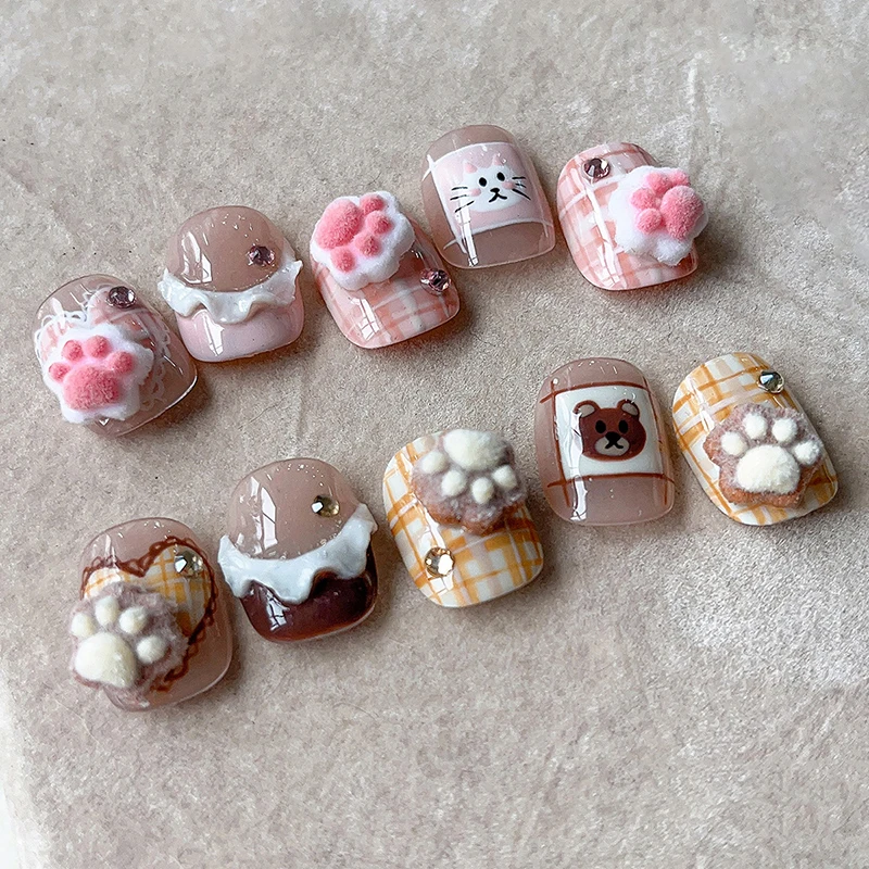 10 stücke 3D Plüsch Mini Katze Pfote Nail art Charms Samt Harz Nail art Dekoration Cartoon DIY Maniküre Salon Party winter Mädchen Geschenk