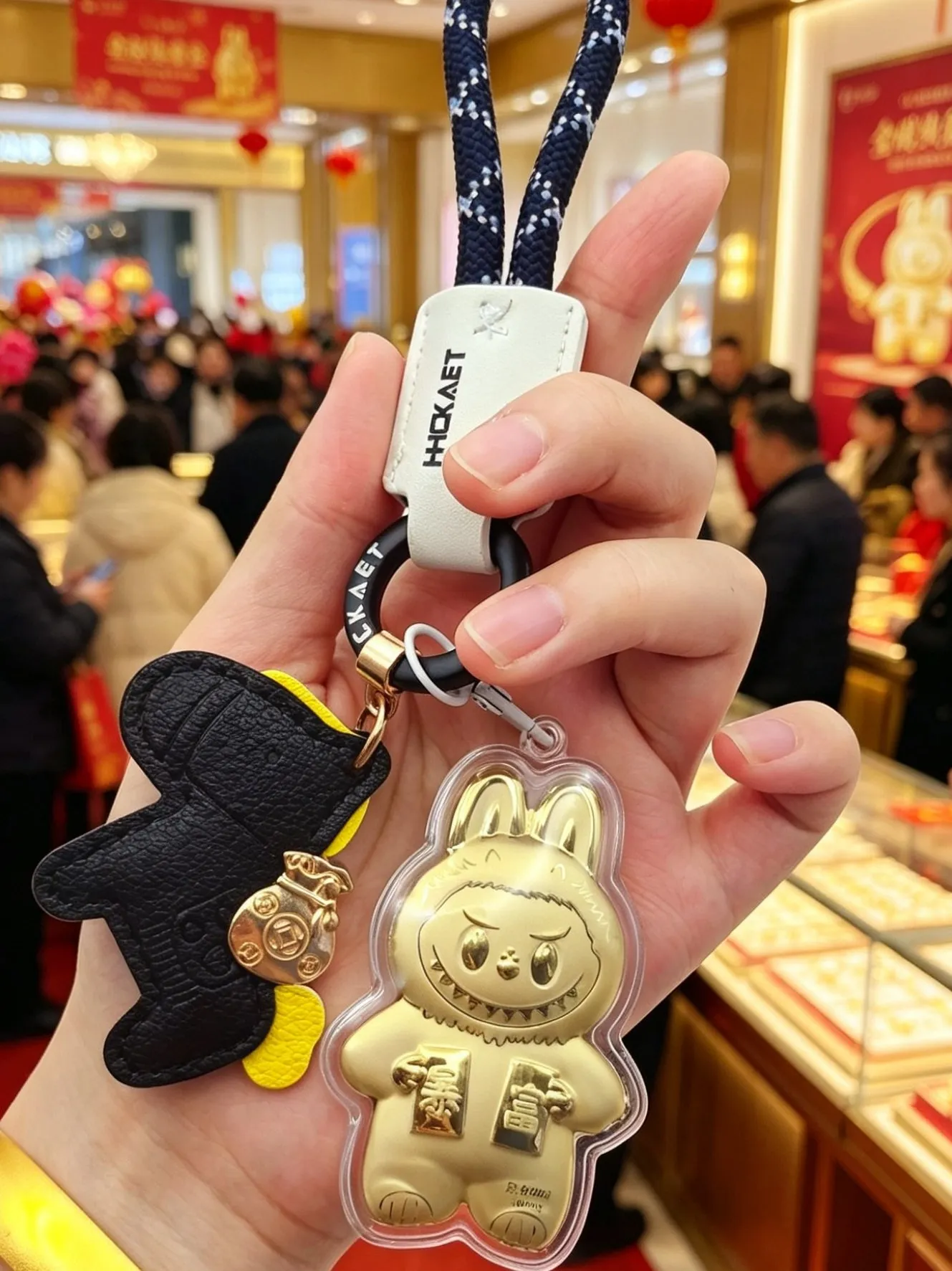 chaveiro-dourado-para-carro-pingente-de-bolsa-presente-para-amigo-acessorios-de-chaveiro-de-luxo-frete-gratis-da-china
