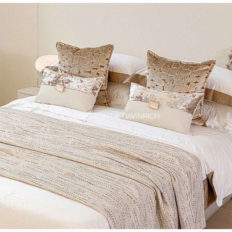 DAVINRICH Luxury Ivory Gold Crushed Velvet Lumbar Pillowcase With Central Sequin Luxe Cushion Cover For Lounge Sofas And Chairs