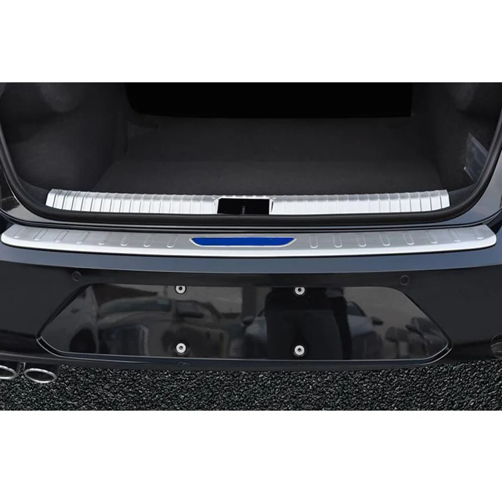 Car External Rear Bumper Trunk Stick Trim Plate Pedal For VW Volkswagen Passat B8 Variant Alltrack 2015 2016 2017 2018 2019 2020