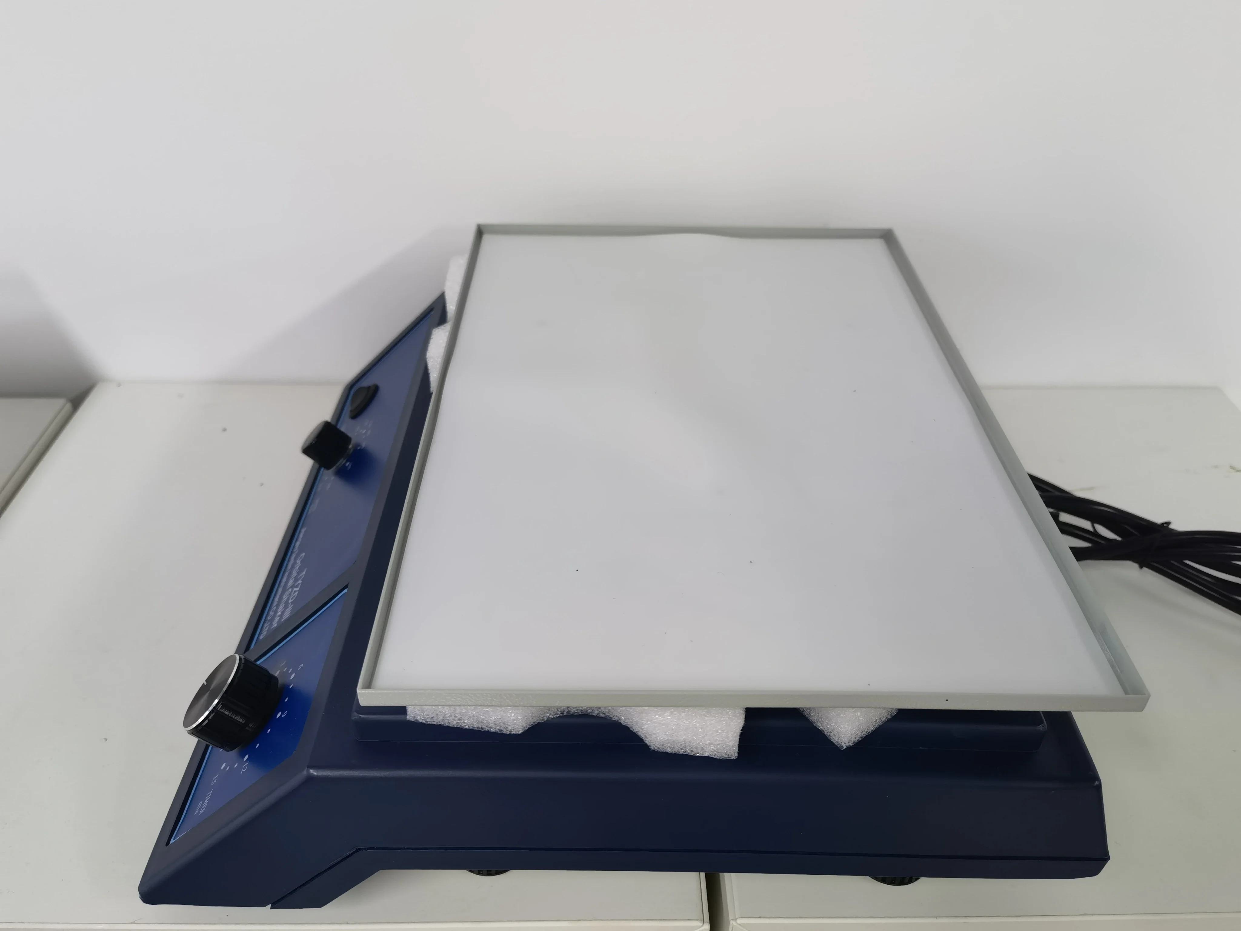 شاكر مداري مختبري عالي الجودة للغربلة واختبار Syphilis RPR، TRUST، VDRL