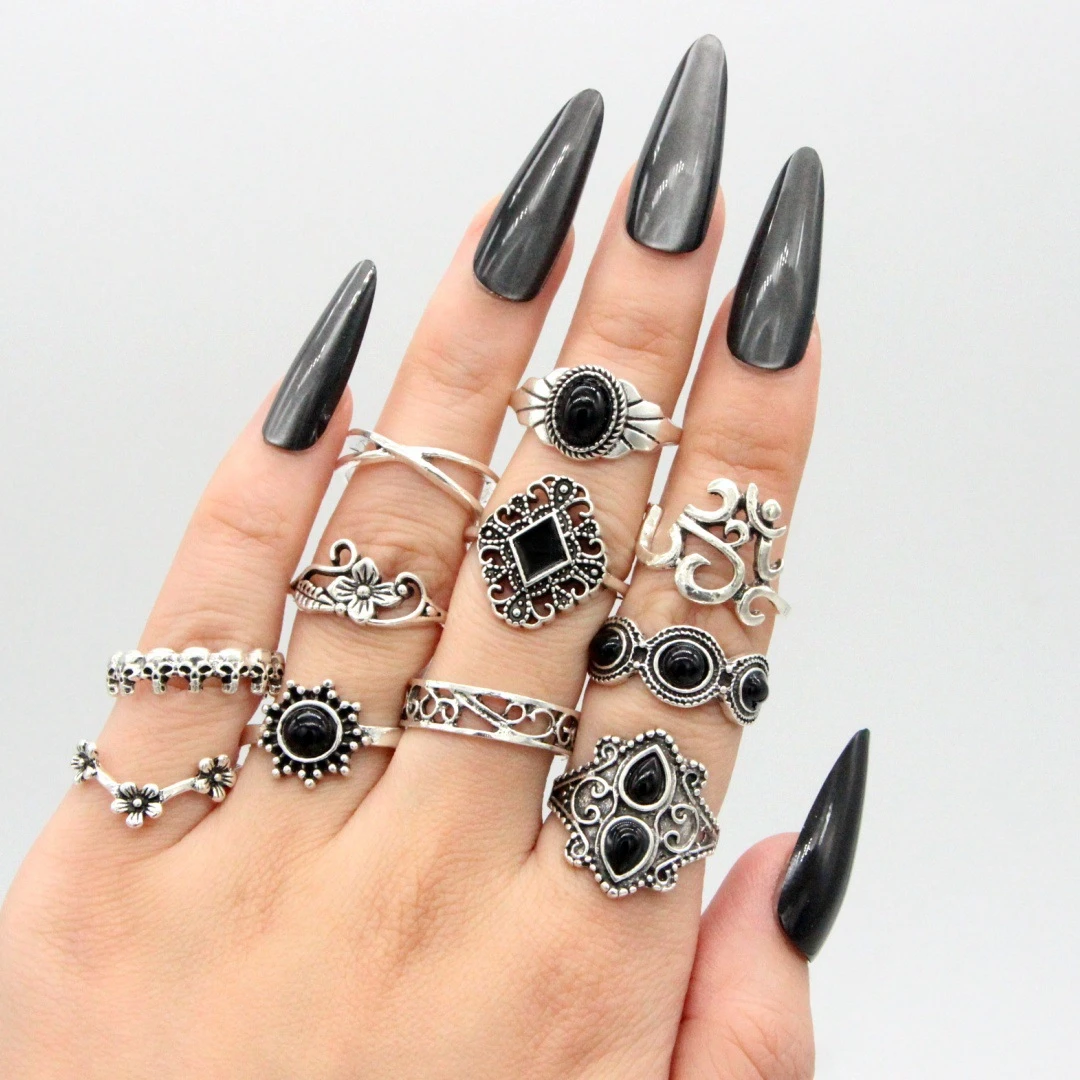 50 teile/los Mix Stil Vintage Finger Ringe für Frauen Schwarz Acryl Emaille Hohle Blume Design Ring Ausschnitt Schmetterling Schmuck Mädchen – Detail 4