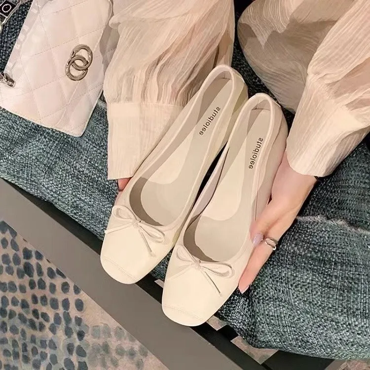 Flat ballet shoes large size 42 single shoes 2024 summer new round head shallow mouth flat sweet bow mary jane shoes