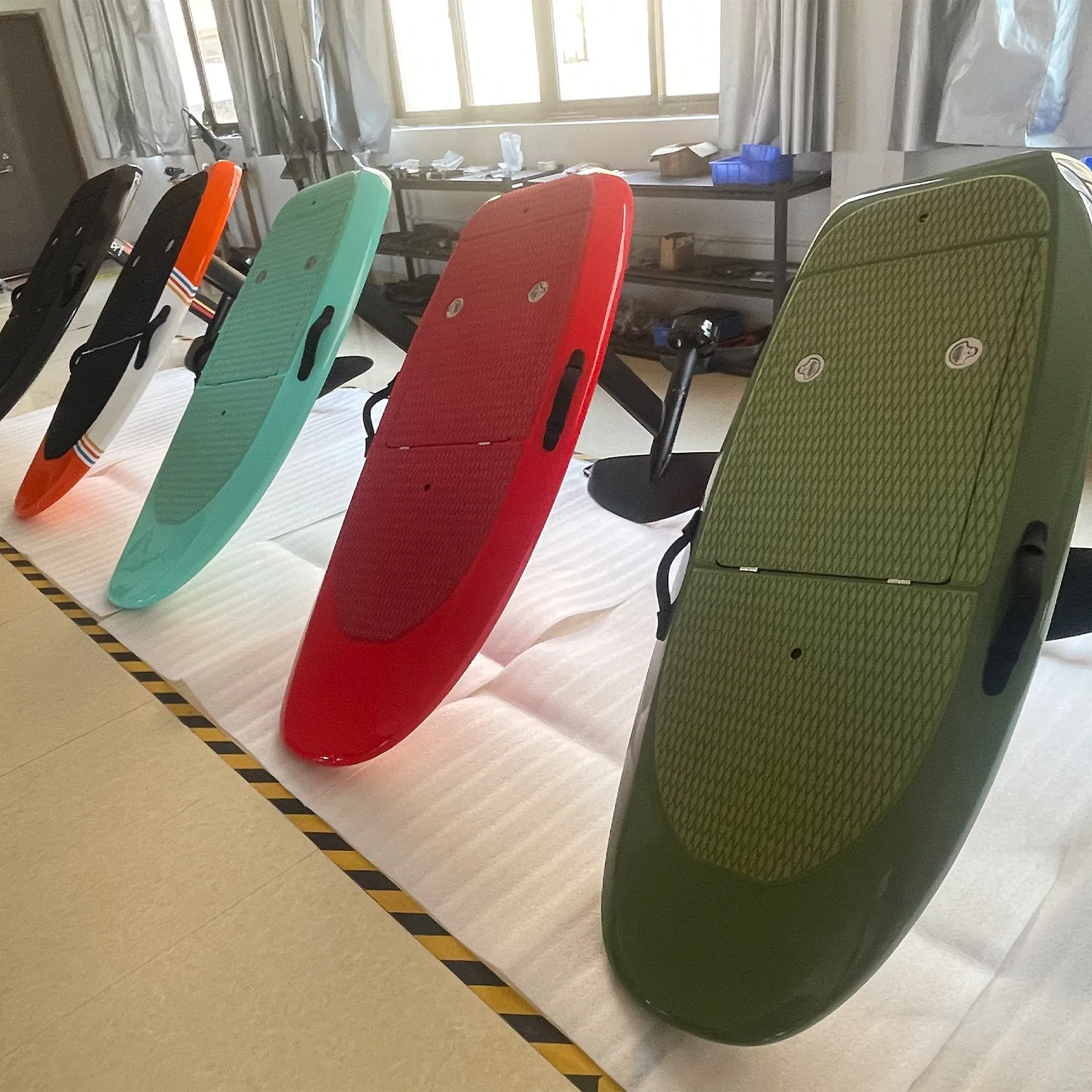 Image 3: Planche de surf électrique en Fiber de carbone, 168cm, feuille électronique bleue, puissance 6000W, batterie 58V 40AH, planche de surf électrique