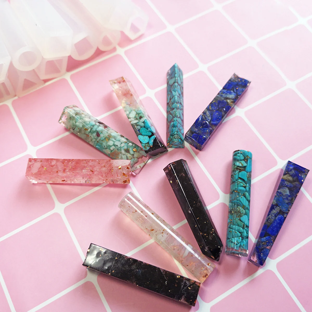 

1Set Crystal Epoxy Molds DIY Pendant Necklace Accessory Handicraft Tool Kit Jewelry Making Silicone Molds Pendant Mold