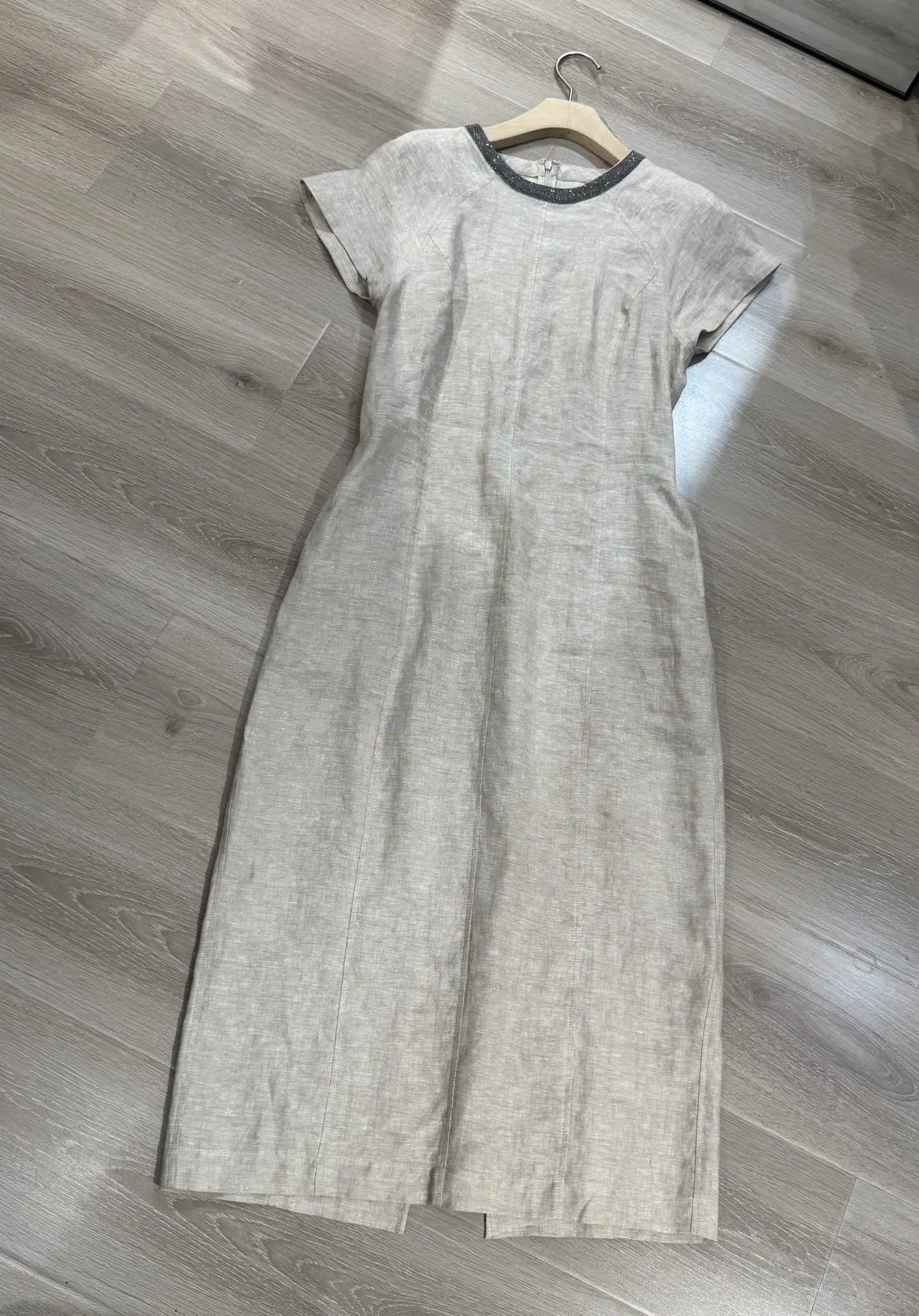 

2025 Spring And Summer New High Quality Fashion Light Khaki Collar Beaded Linen Blended Dress Women