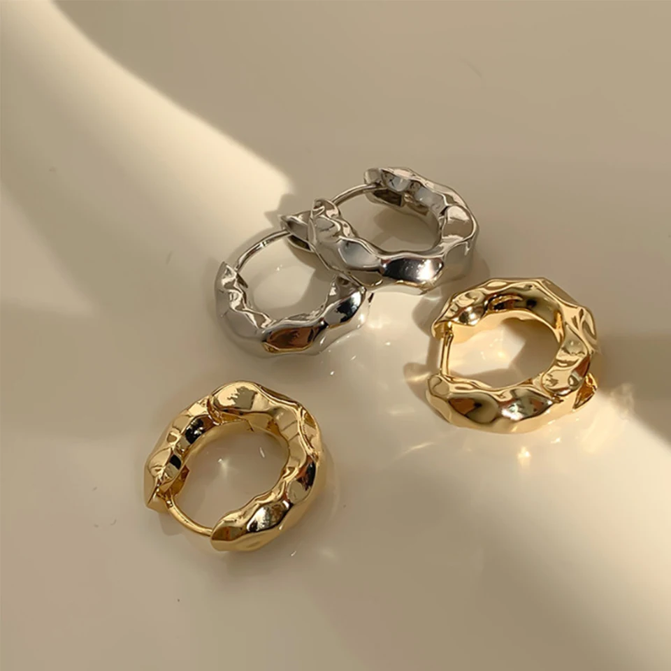 ZAKOL Korean Fashion Metal Circle Earrings Female Niche Fashion Design Hoop Earrings French Vintage Daily Accessories