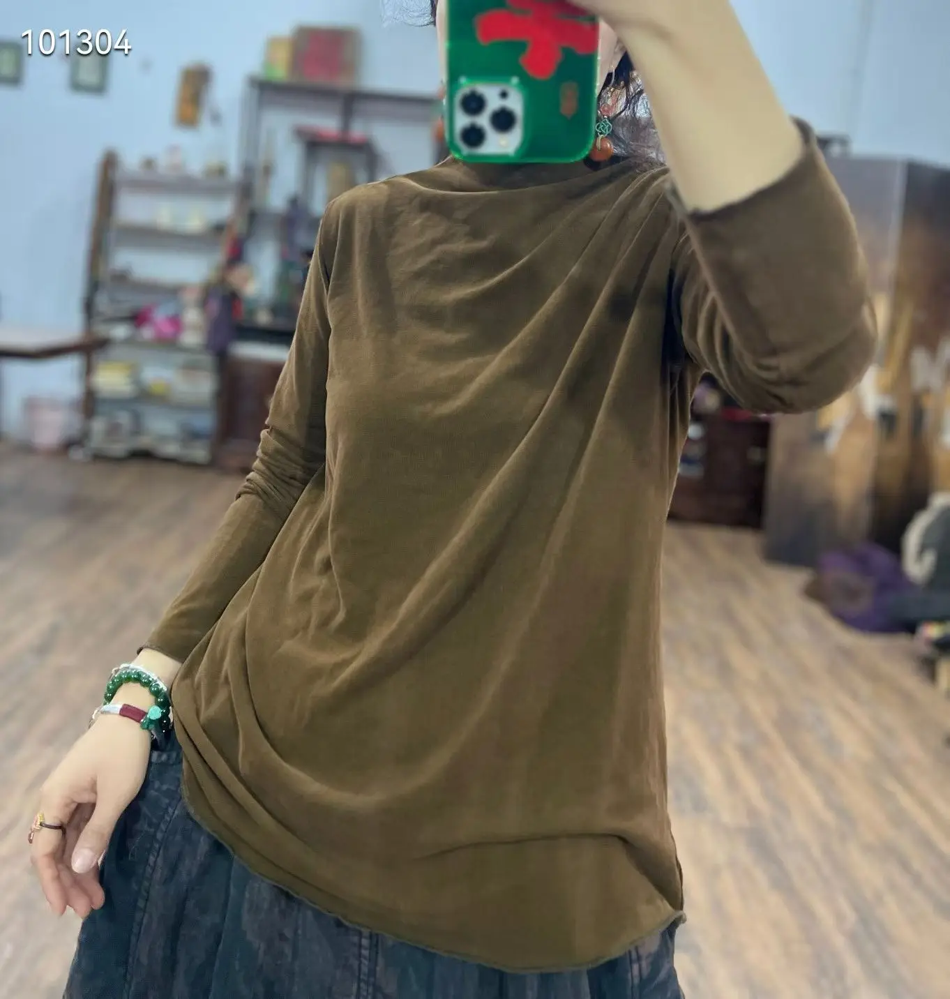 

Autumn Winter Cotton T-irt f High Collar Color Blo Base irt Worn in Look Loing Long Sve Ladies Top