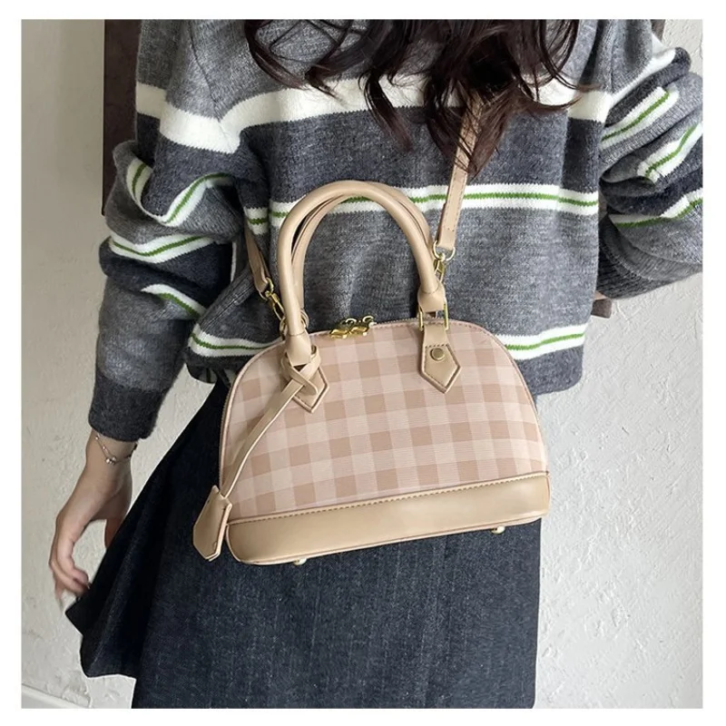 

Famous Trends Chain Strap Shoulder Bag Classics Leather Ladies' Zipper Crossbody Bag With Luxury Design For Fashion Women