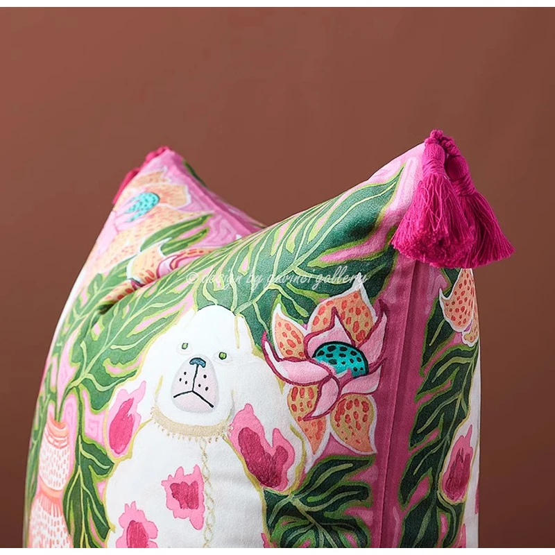 GUVINCI Pink Lion Dog Decorative Cushion Cover Chinoiserie Style Luxury Mystical Animals Print Art Pillowcase For Sofa Bed Couch