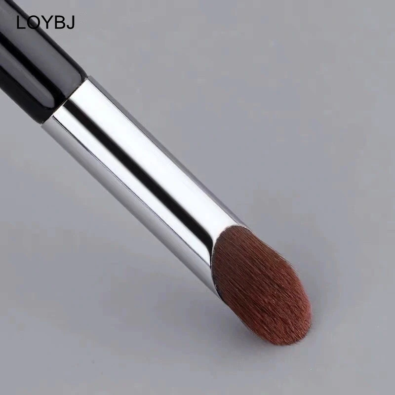 LOYBJ Concealer Makeup Brush Finger Belly Head Dark Circles Concealer Brush Cosmetic Liquid Foundation Face Detail Beauty Tool