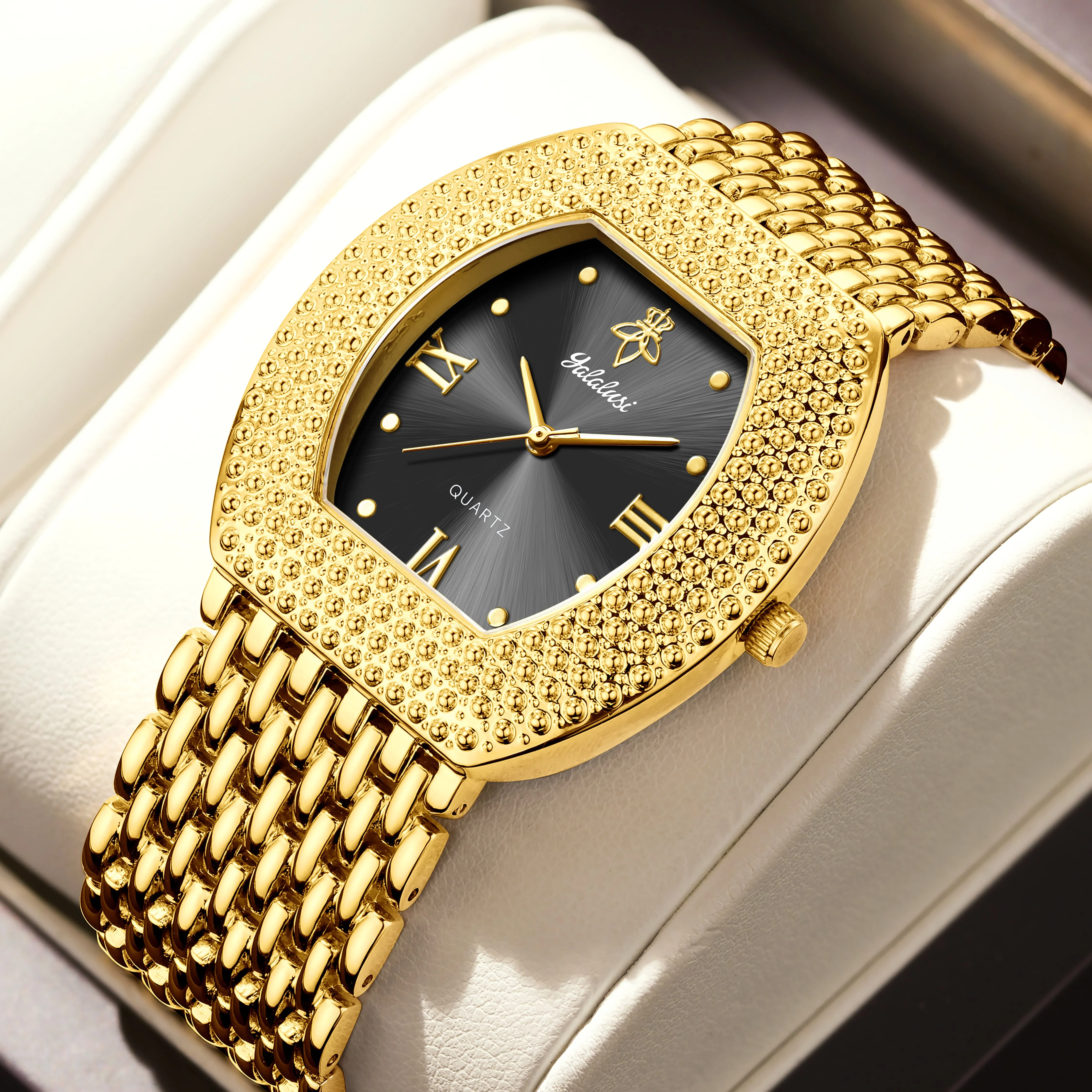 ساعة Yalalusi Brand 1 كوارتز كاجوال متعددة الاستخدامات مطلية بالذهب تتضمن صندوق هدايا وأداة ضبط الحزام وقماش تنظيف