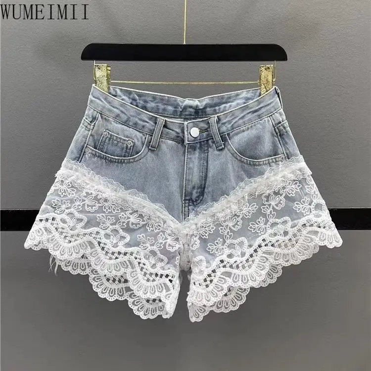 

Sweet lace splicing denim shorts women's 2025 spring and summer new design sense Spice girl slim A-shaped wide-leg hot pants
