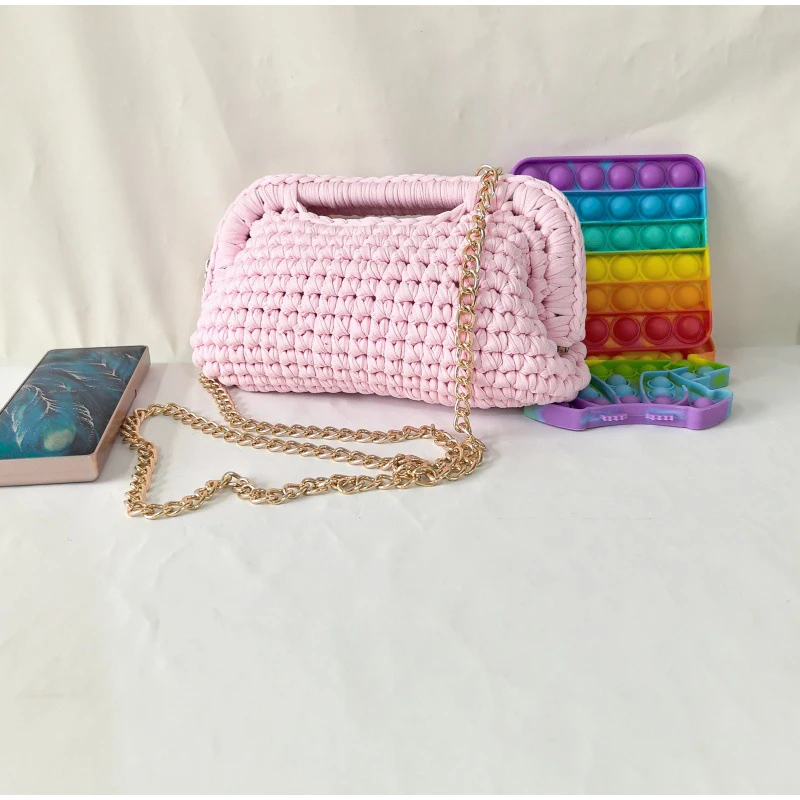 

Fashion Simple Woven Bag Europe American Popular Clutch Bag New Chain Cloud Bag Solid Color Versatile Bag Handmade Crocheted Bag
