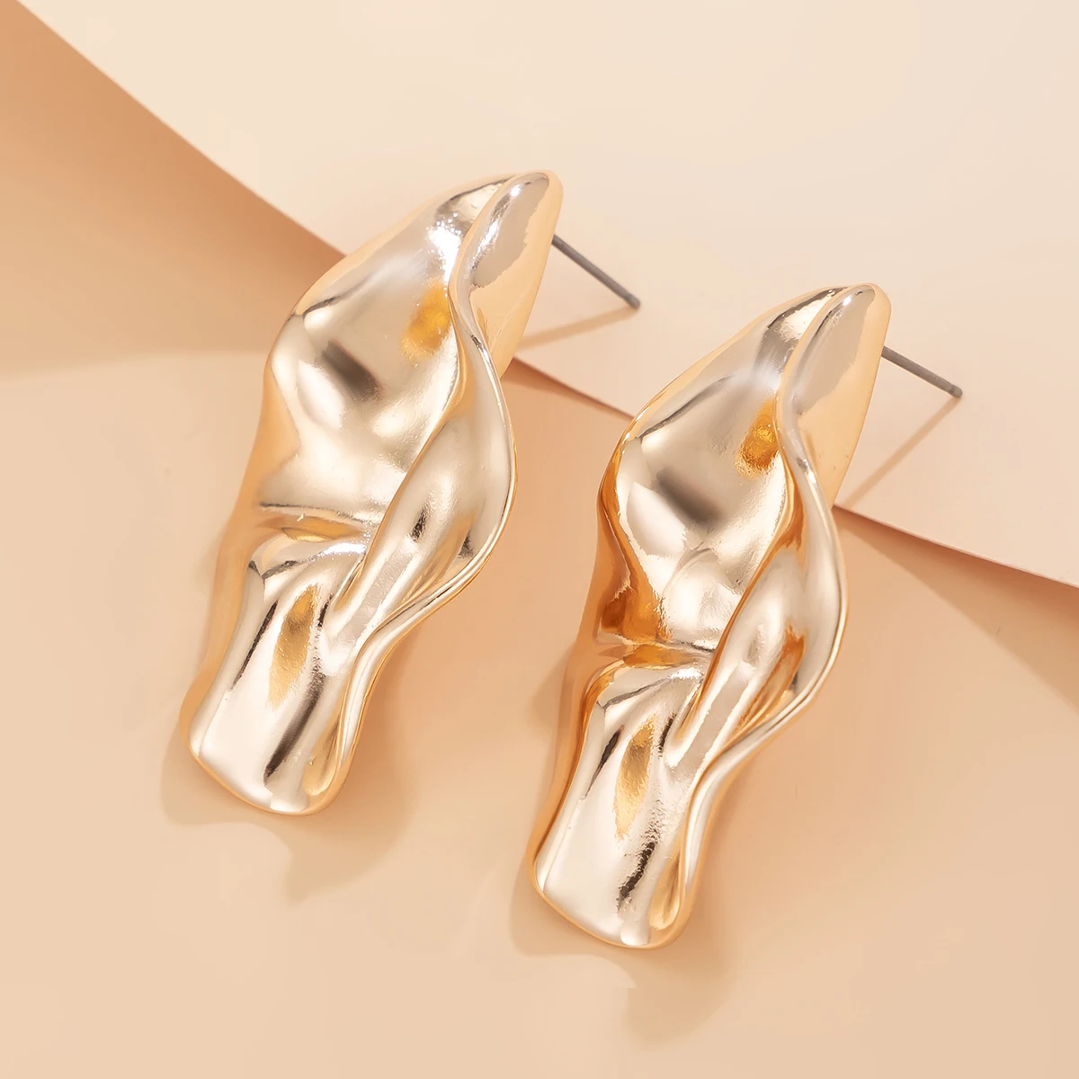 IngeSight.Z Creative Irregular Metal Pleated Earrings for Women New Aesthetics Gold Color Ear Piercing Earrings Party Jewelry