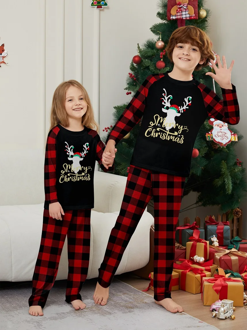 2025 Xmas Family Matching Pajamas Dear Merry Xmas Letter Printed Adult Kid Baby Family Matching Outfits Christmas Family Pj\'s