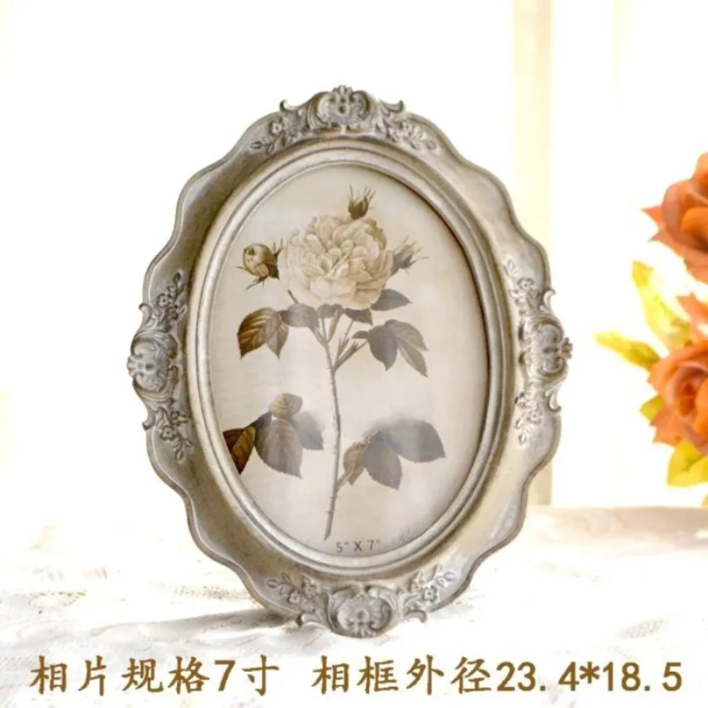 

Oval wall mounted photo frame with a 7-inch photo frame, European American blue wood color, retro and vintage design