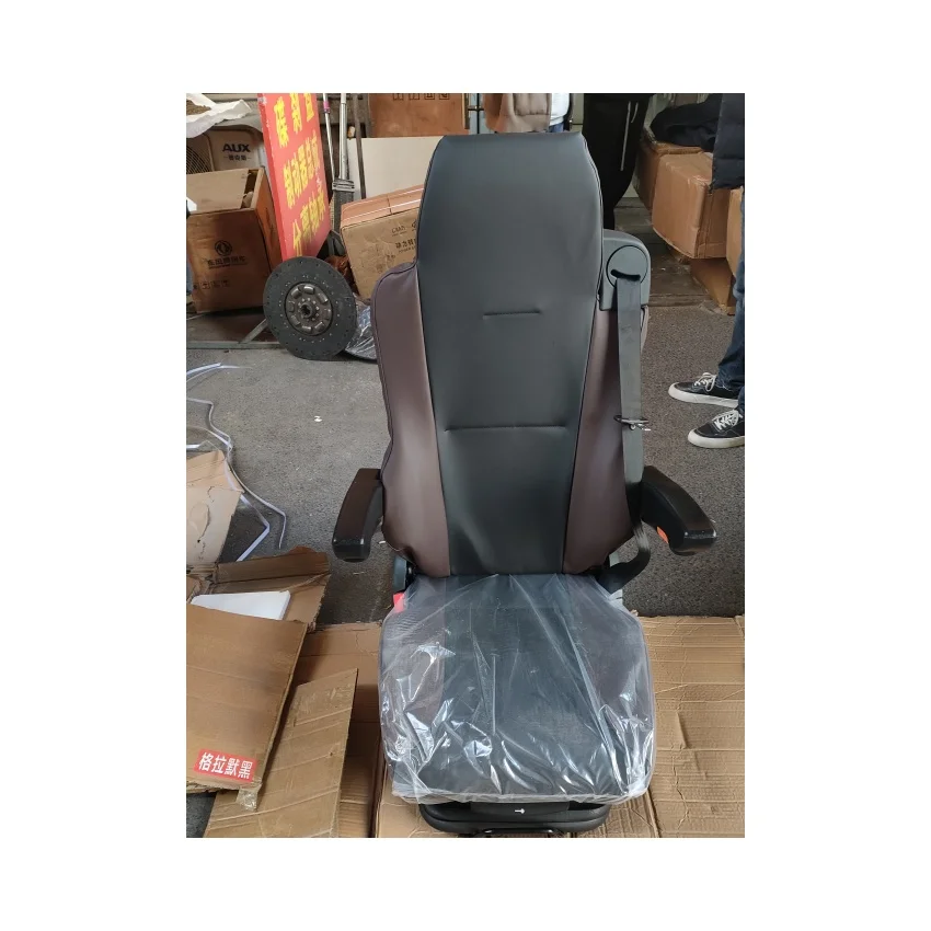 

Air Suspension Heavy Duty Truck Seat Cover Leather