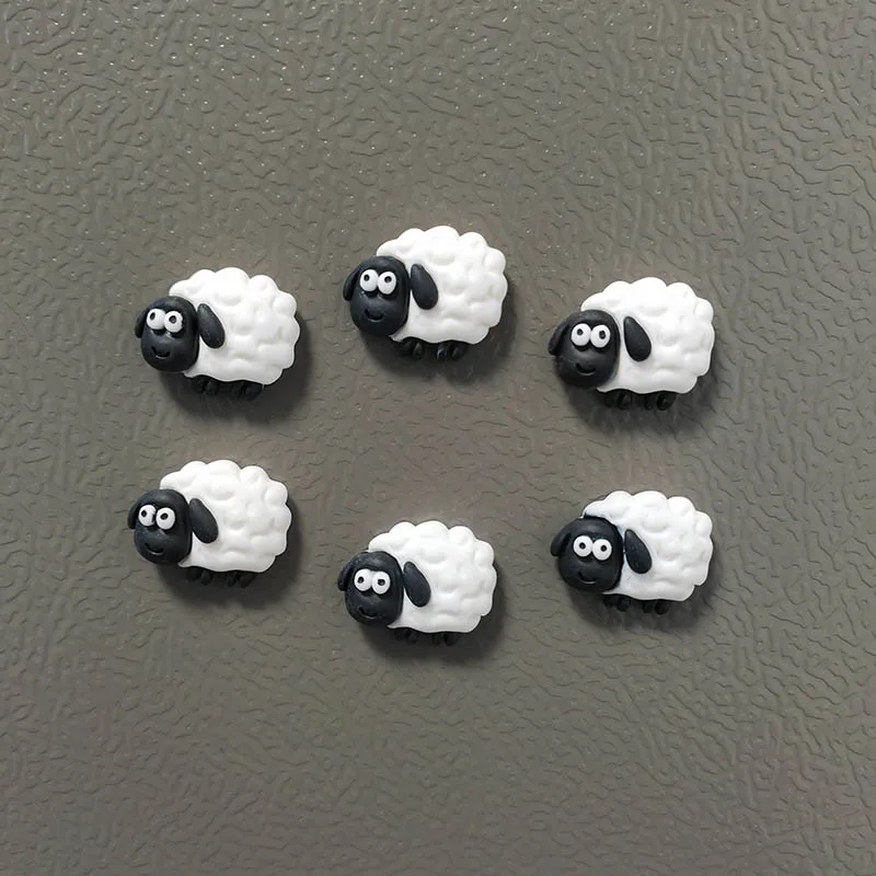 מגנטים למקרר