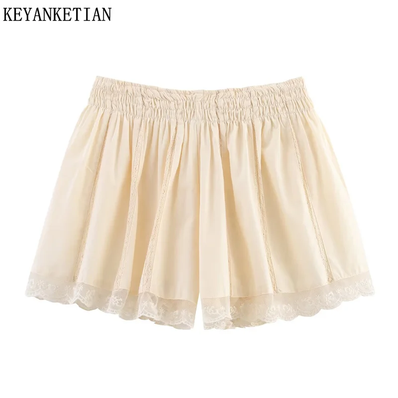

KEYANKETIAN 2025 летние новые женские шорты с вышивкой и украшением, милый стиль, кружевные лоскутные брюки с эластичной резинкой на талии, тонкие широкие брюки