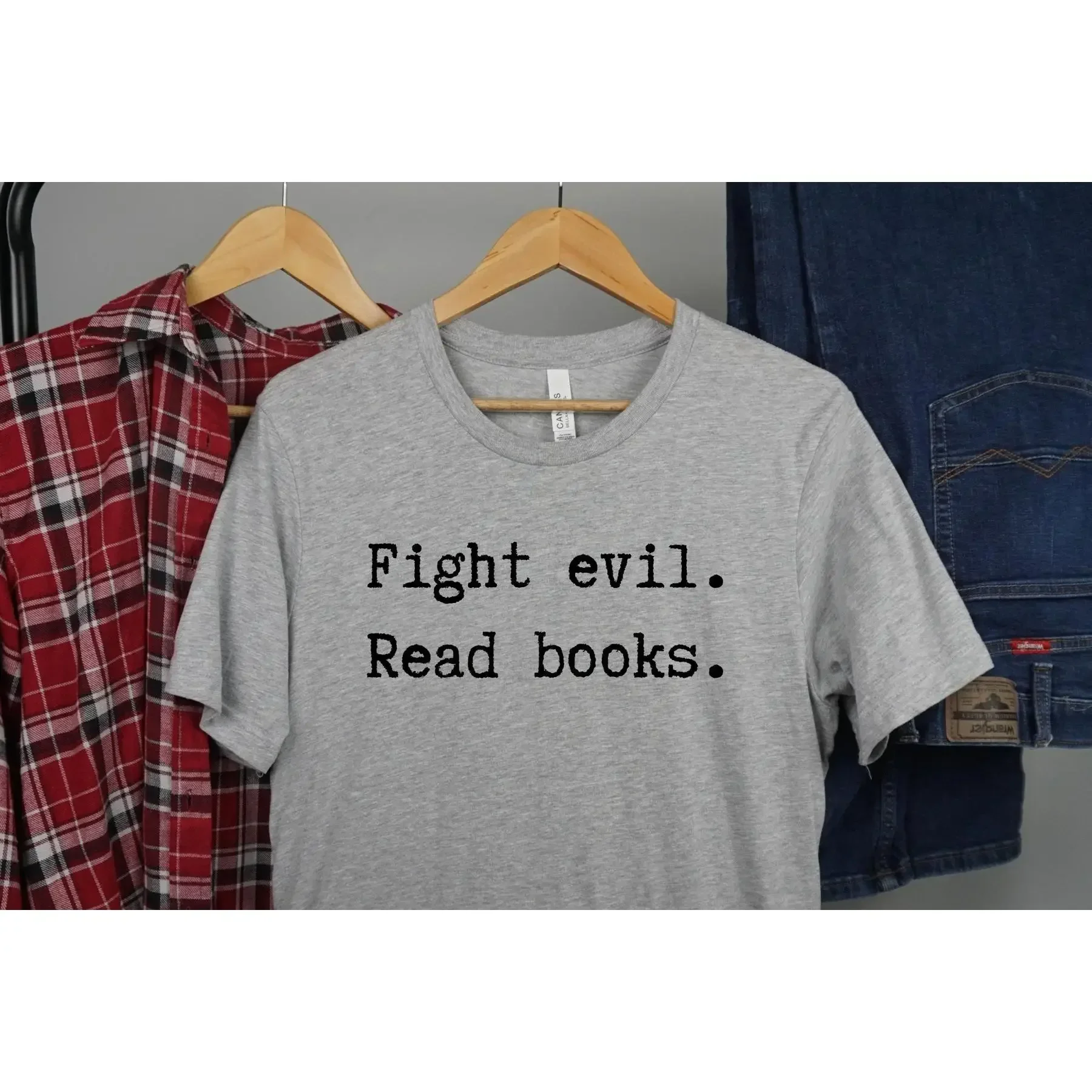 Read Books T Shirt Funny Readers for Bookworms Book Lovers Teachers Students 1047DB