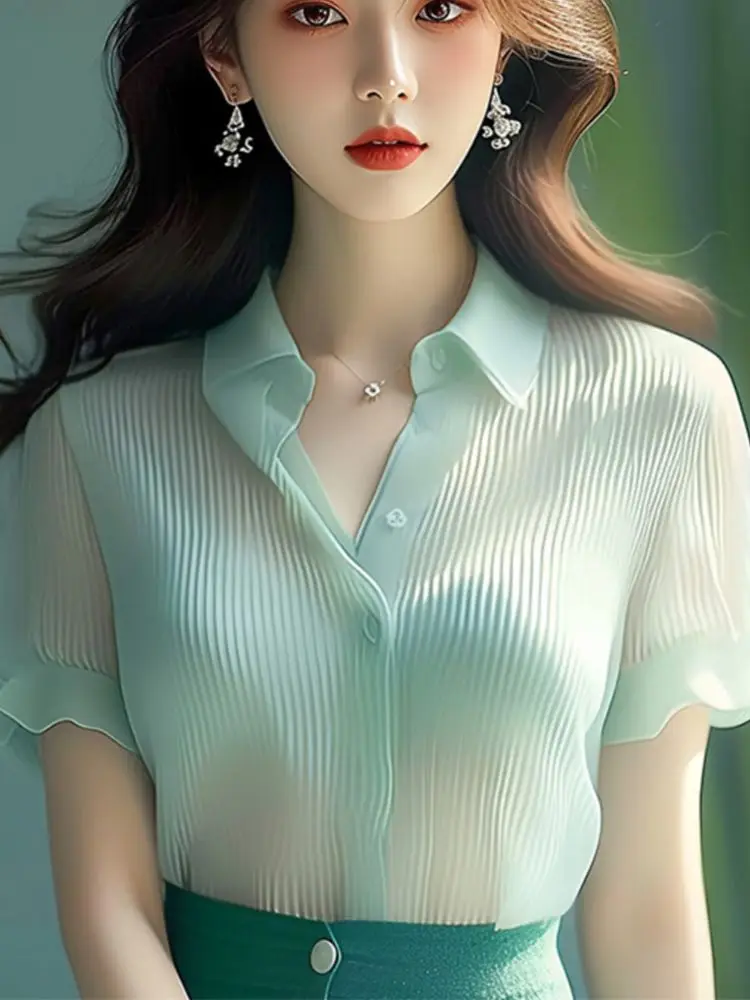 Camisa holgada de manga corta plisada francesa etérica, blusa superior elegante de oficina con diseño adelgazante fresco