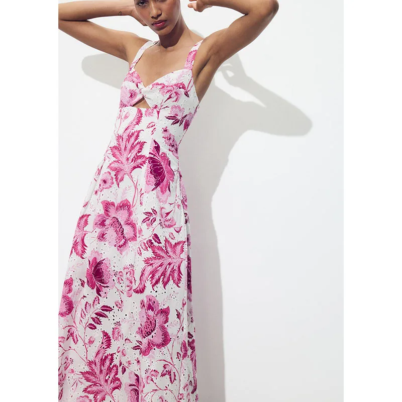 فستان نسائي صيفي جديد بحمالات عريضة وتطريز مفرغ وطباعة وياقة على شكل V، مناسب للشاطئ والعطلات، مصنوع من 00% ألياف البوليستر