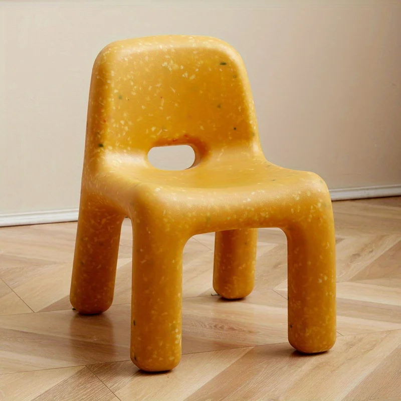 Hoogwaardige kunststof stoel in Scandinavische stijl - Compacte buitenbank met rugleuning, perfect voor terras- en tuindecoratie