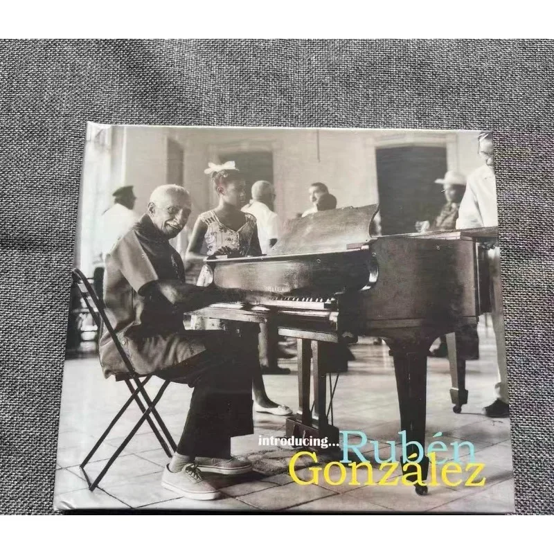 

Музыкальные альбомы в формате CD, оригинальные саундтреки для автомобилей, музыкальные учебные пособия, коллекционные предметы и сувениры