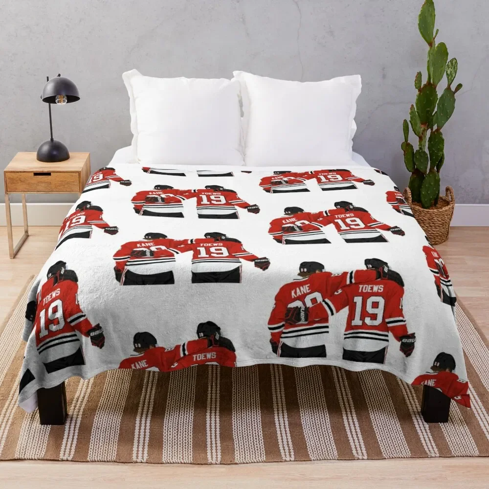 

KANE X TOEWS Throw Blanket Stylish Warm Blanket for Living Room Bedroom