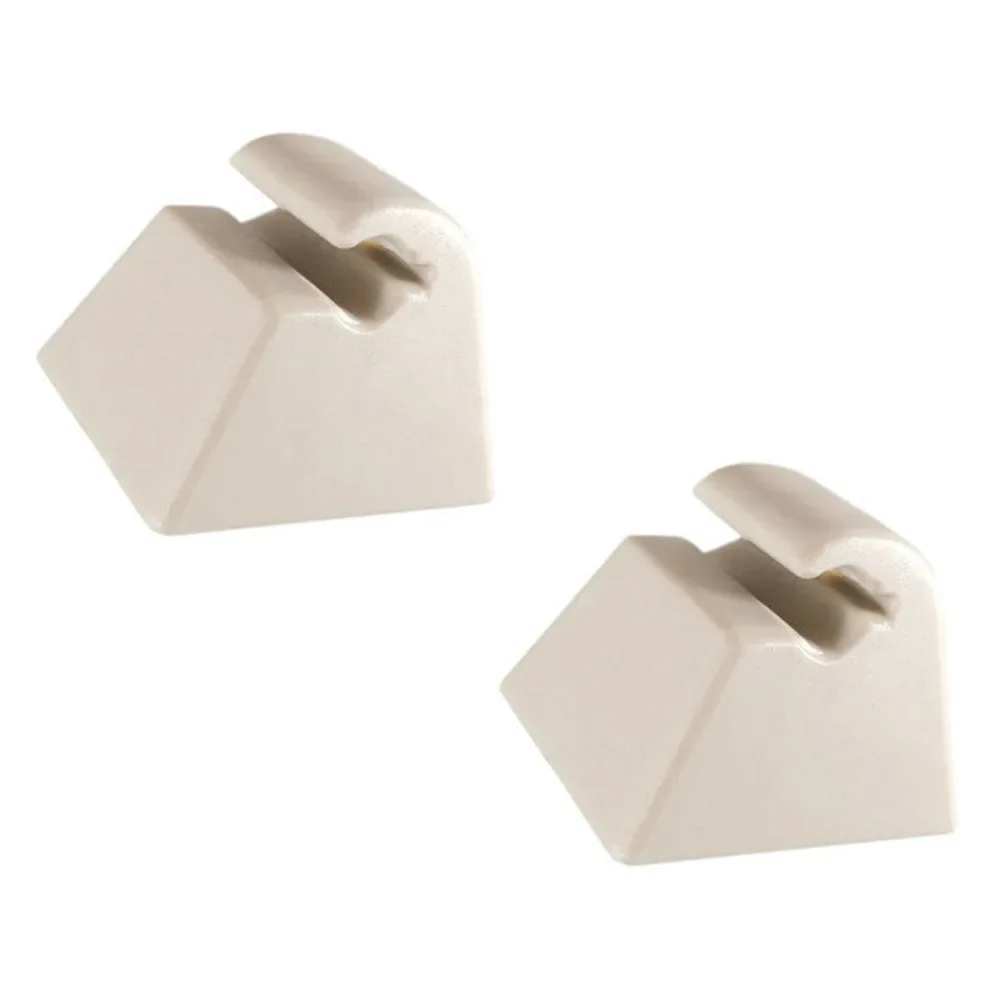 

2Pcs Car Sun Visor Clip SunVisor Holder Clip For Opel Astra F Corsa Vectra Tigra Vivaro 1438336 M35 Auto Clamps And Fasteners
