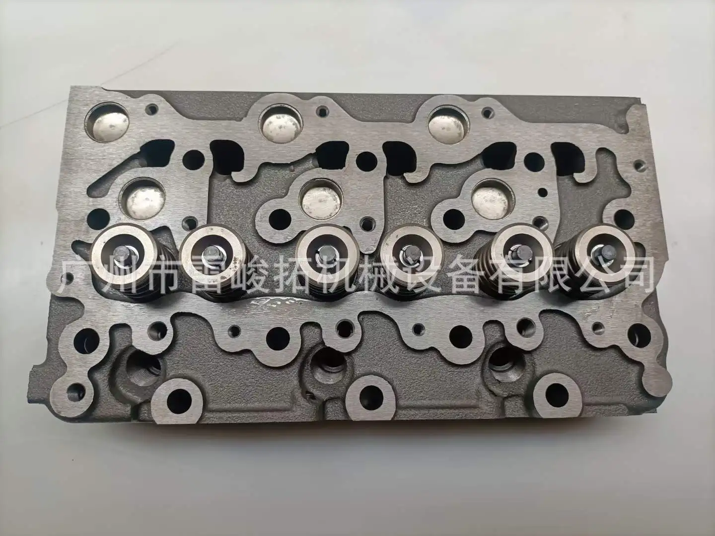 Excavator Loader Construction Machinery Accessories D1703 Cylinder Head