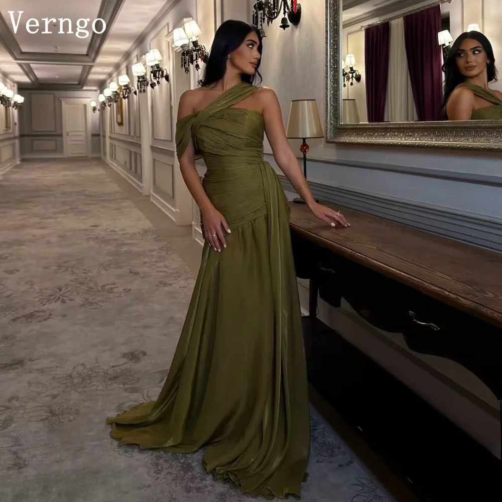 Verngo groene glanzende satijnen avondjurk één schouder zeemeermin formele gelegenheidsjurk elegante galajurken op maat