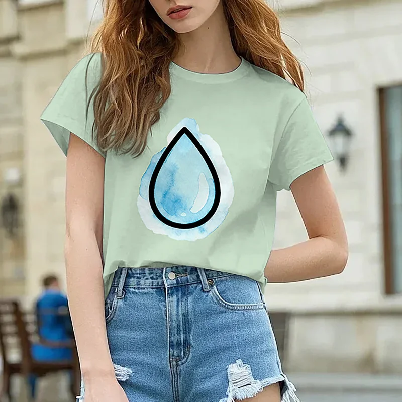 Damska koszulka z krótkim rękawem, okrągłym dekoltem i nadrukiem, prosty wzór, stylowa i elegancka, idealna na lato.