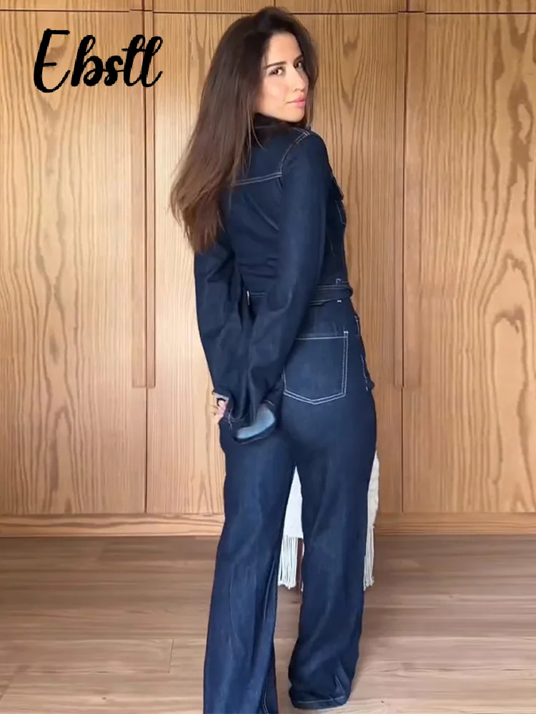 بذلة غير رسمية من قماش الدنيم موضة ربيع 2026 جديدة للسيدات بأربطة واحدة الصدر وأكمام كاملة ملابس داخلية نسائية على الموضة