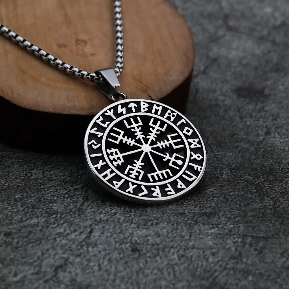 Europese En Amerikaanse Stijl Viking Mode Rune Talisman Niche Persoonlijkheid Mannen Hanger Ketting Titanium Staal Sieraden