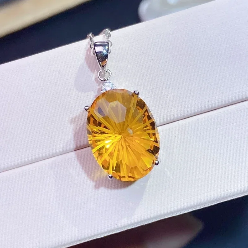 

Цепочка с подвеской из натурального цитрина, серебро 925 пробы