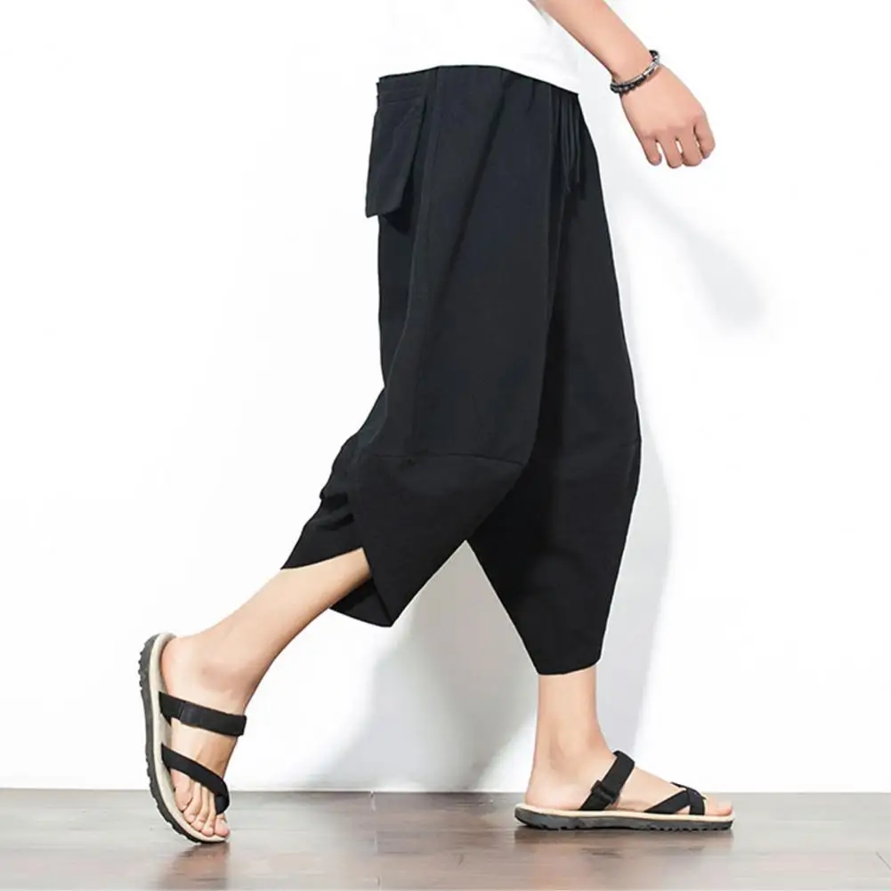 

Casual Cropped Trousers for Men Japanese Style Mid-calf Harem Trousers with Deep Crotch Multi Pockets for Casual Daily Wear